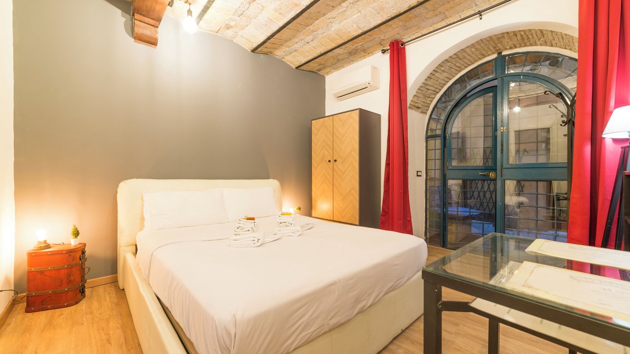Photo of Bedroom in Rione VI Parione