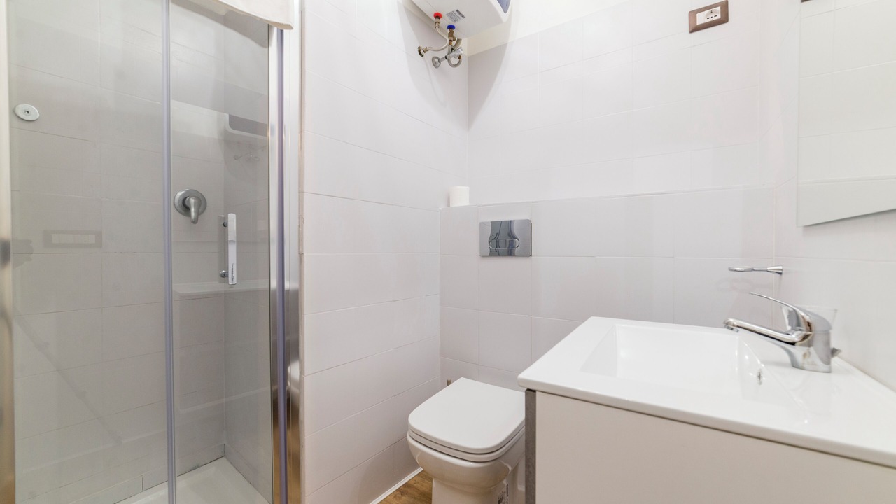 Photo of Bathroom in Rione VI Parione