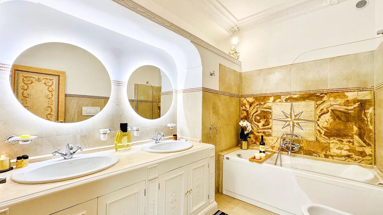 Photo of Bathroom in Repubblica