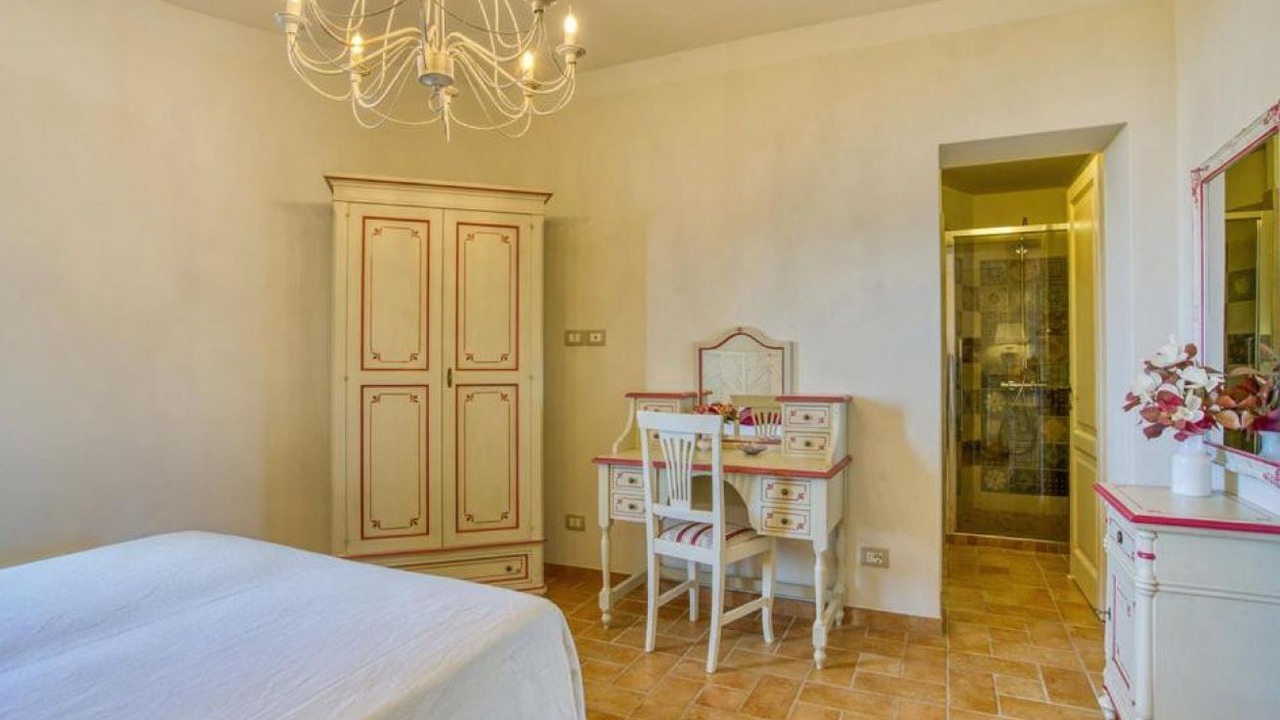 Photo of Bedroom in Montalcino