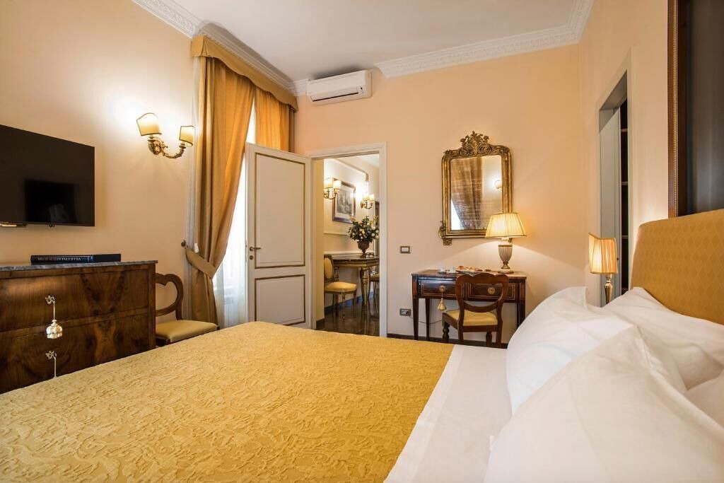 Photo of Bedroom in Rome City Centre