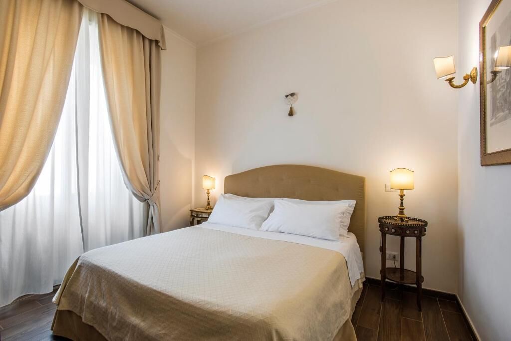 Photo of Bedroom in Rome City Centre