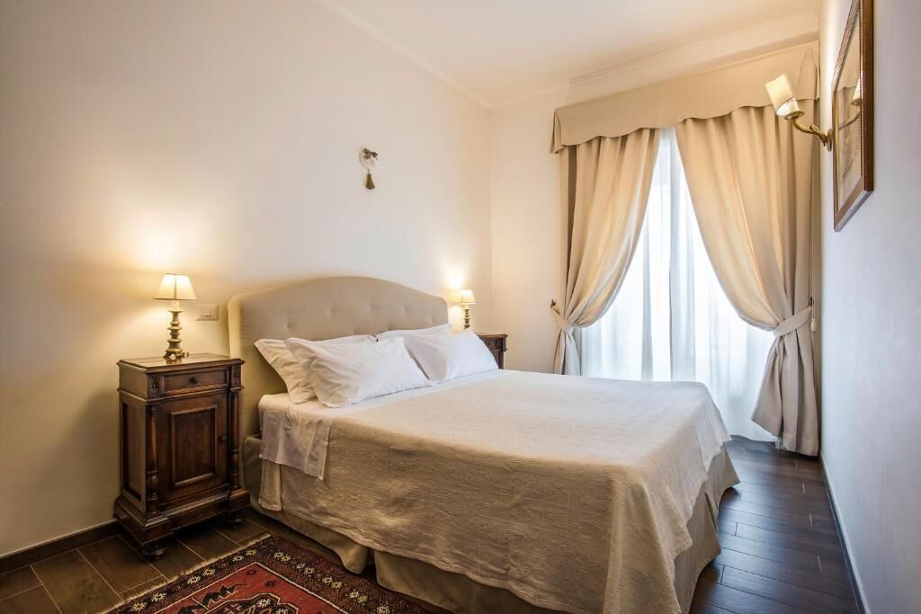 Photo of Bedroom in Rome City Centre