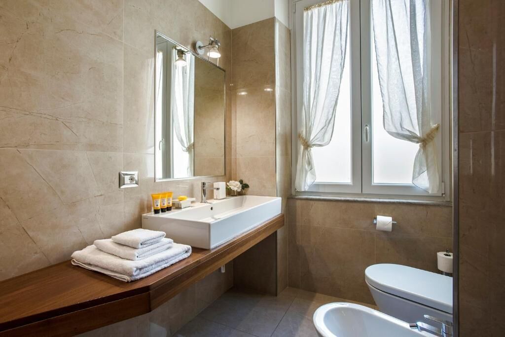 Photo of Bathroom in Rome City Centre