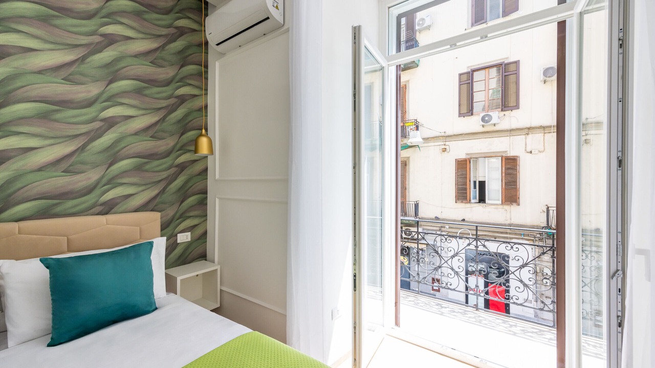 Photo of Bedroom in Naples City Centre