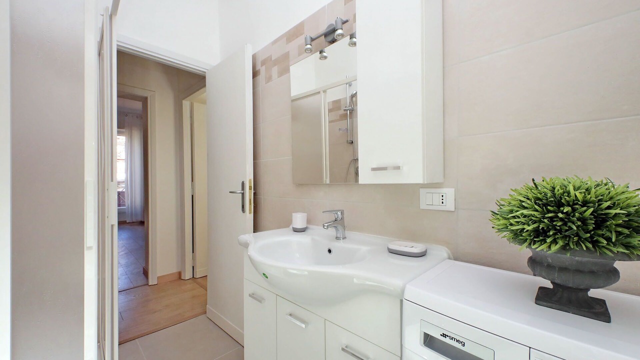 Photo of Bathroom in Rione V Ponte