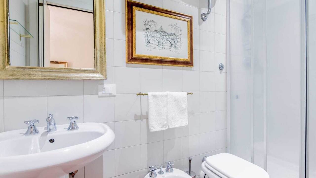 Photo of Bathroom in Rione III Colonna