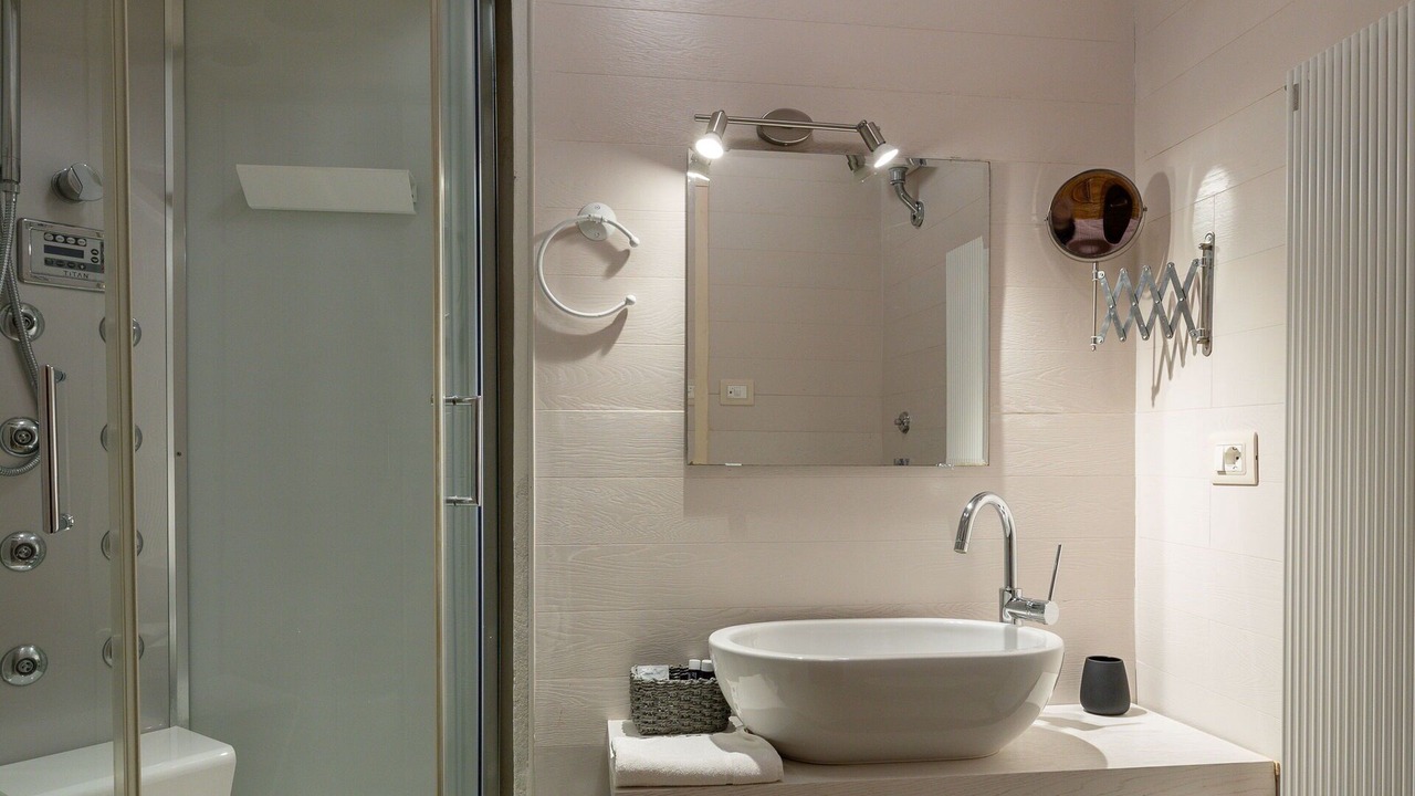 Photo of Bathroom in Cortona Old Town