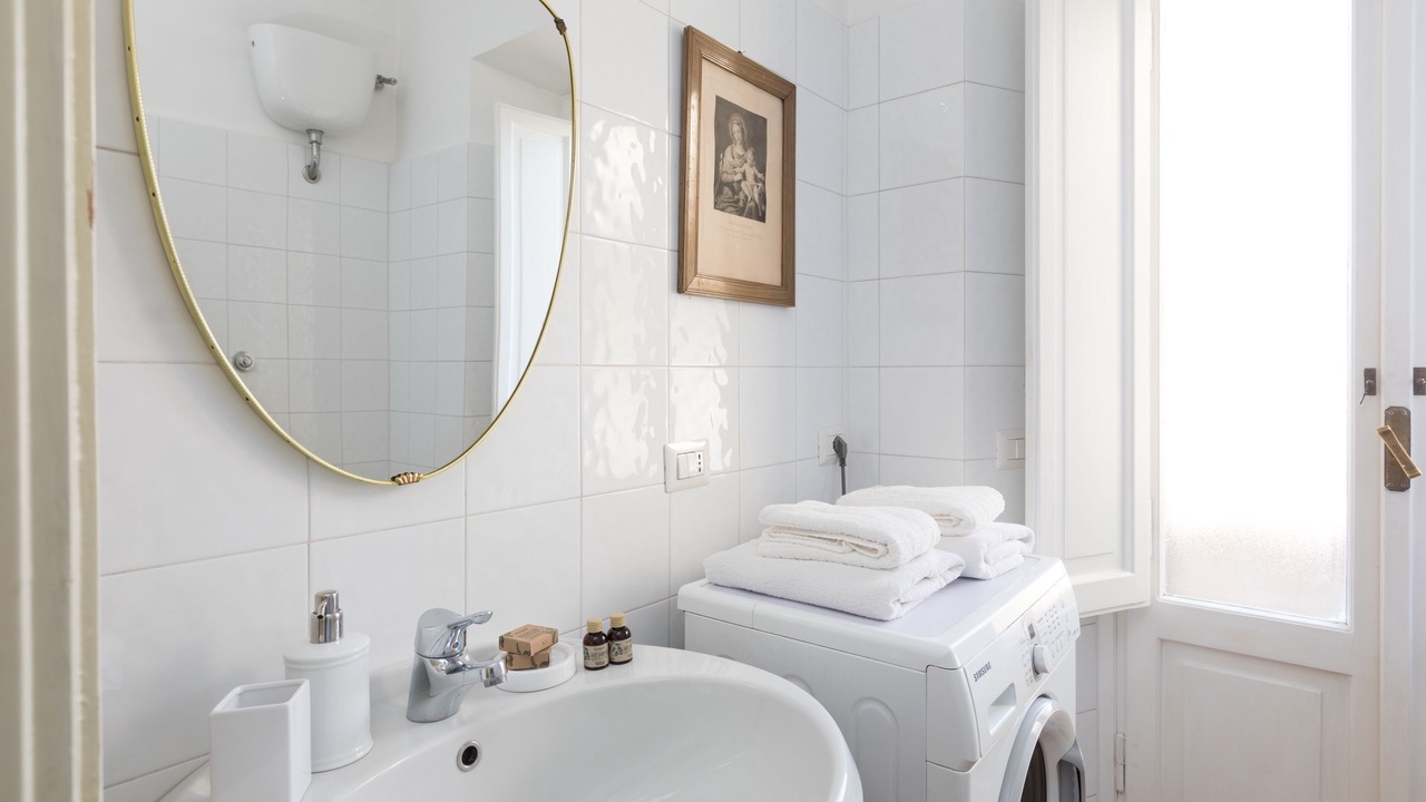 Photo of Bathroom in Rome City Centre