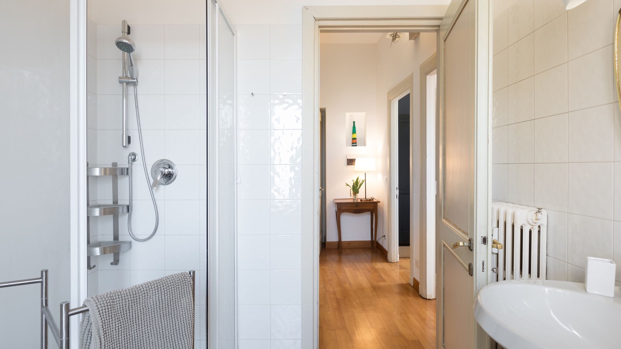 Photo of Bathroom in Rome City Centre