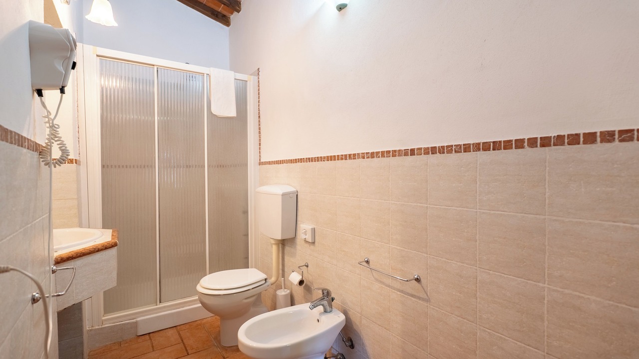 Photo of Bathroom in Loro Ciuffenna