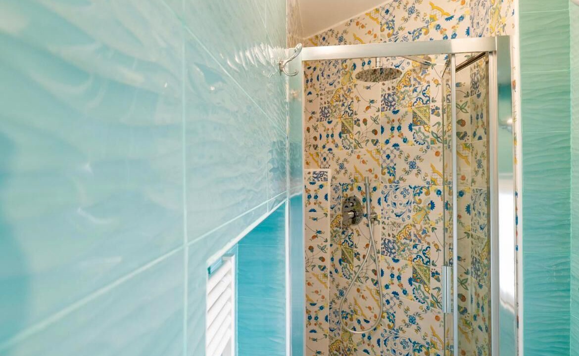 Photo of Bathroom in Raito