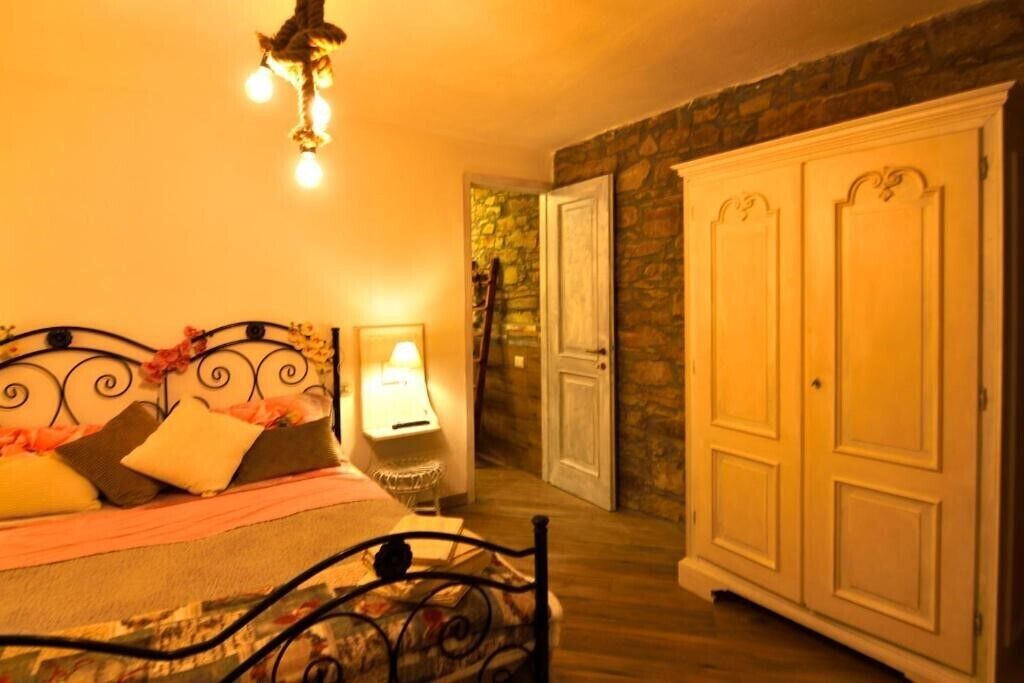 Photo of Bedroom in Cremolino