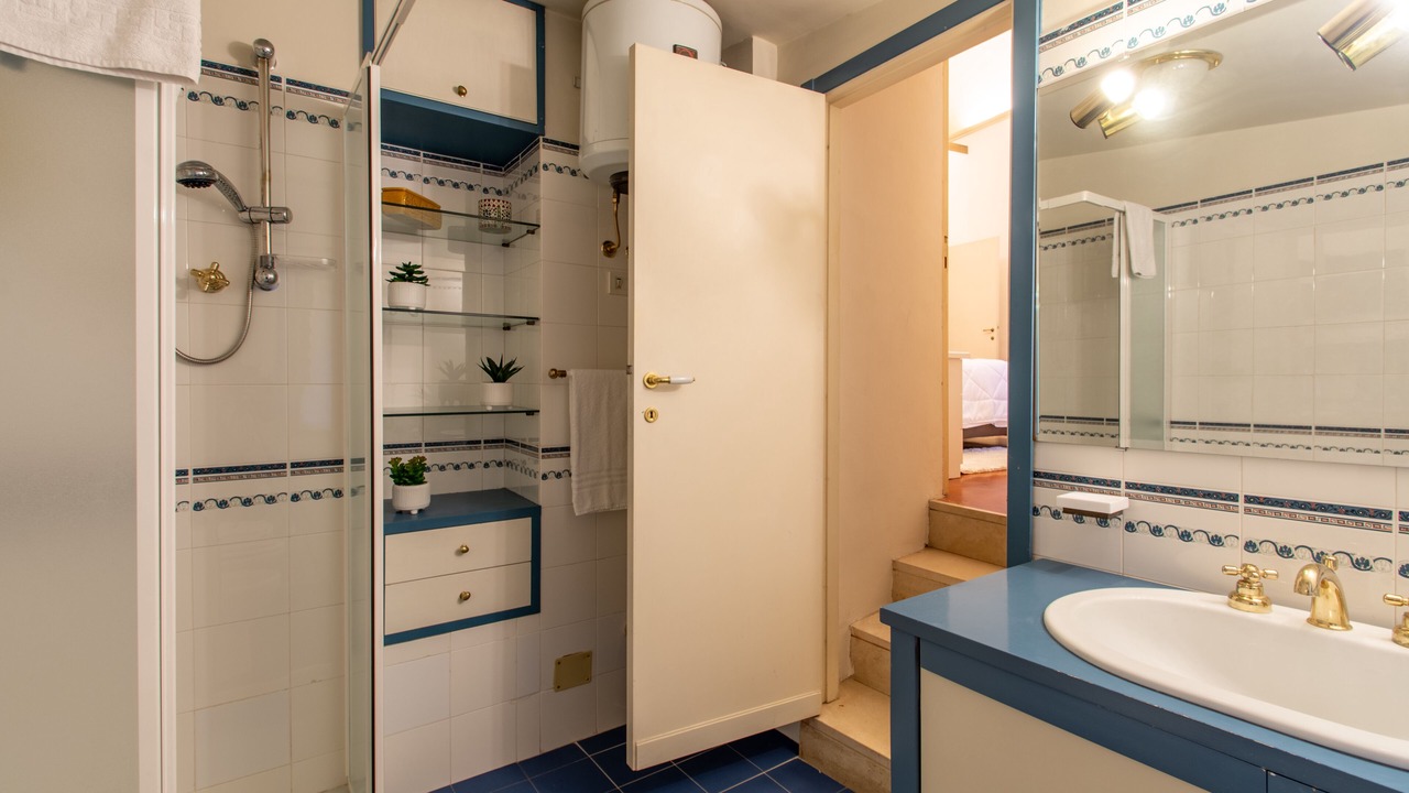 Photo of Bathroom in Old Town