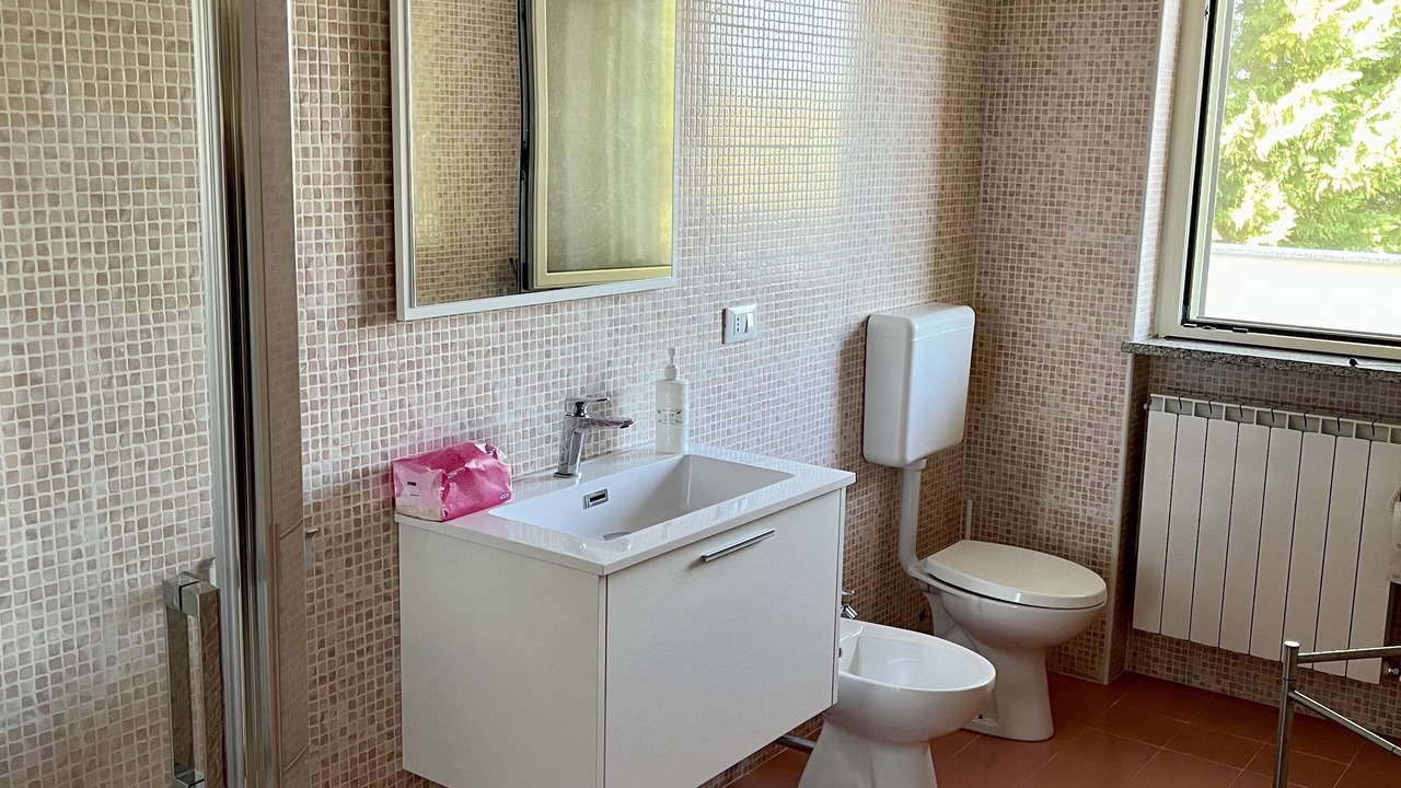 Photo of Bathroom in Pianella