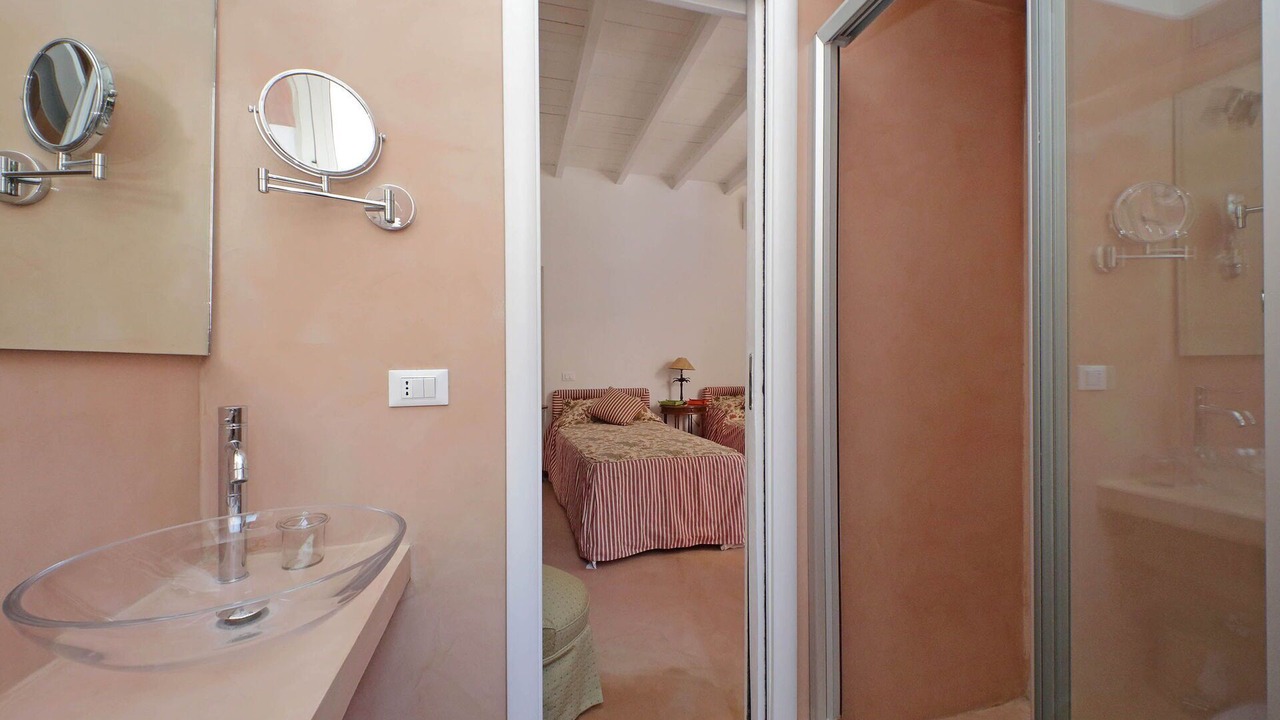 Photo of Bathroom in Rione V Ponte