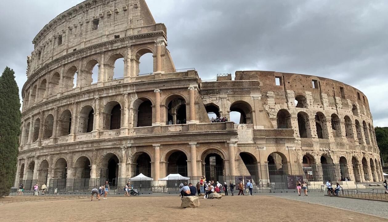 Photo of Others in Navona