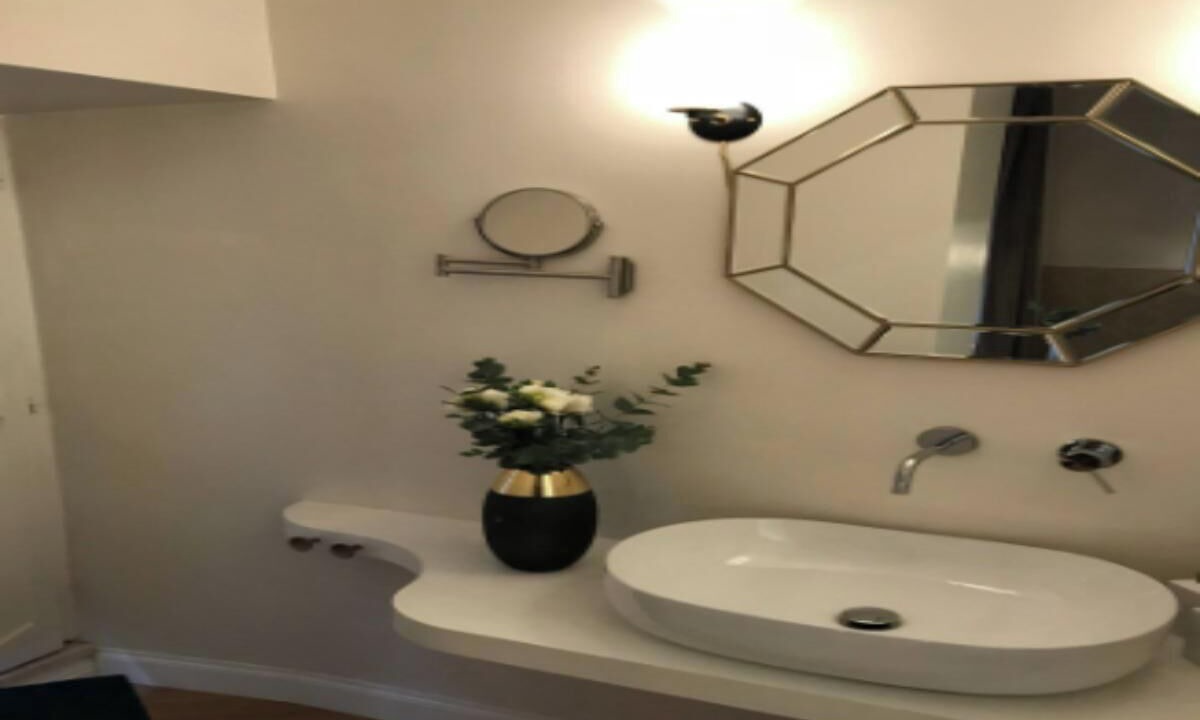 Photo of Bathroom in Navona