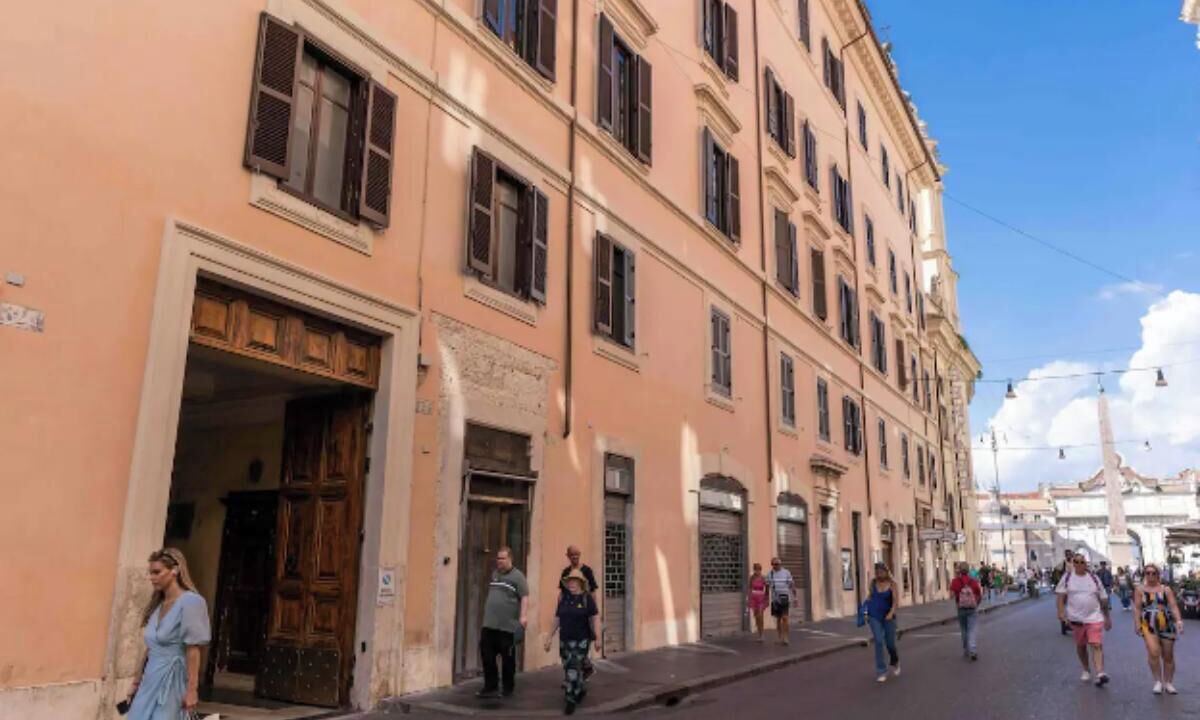 Photo of Others in Repubblica