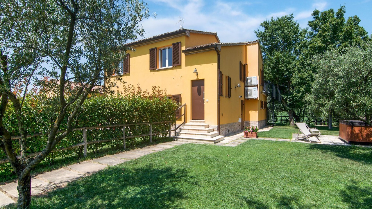 Photo of Outdoor in Ostra Vetere