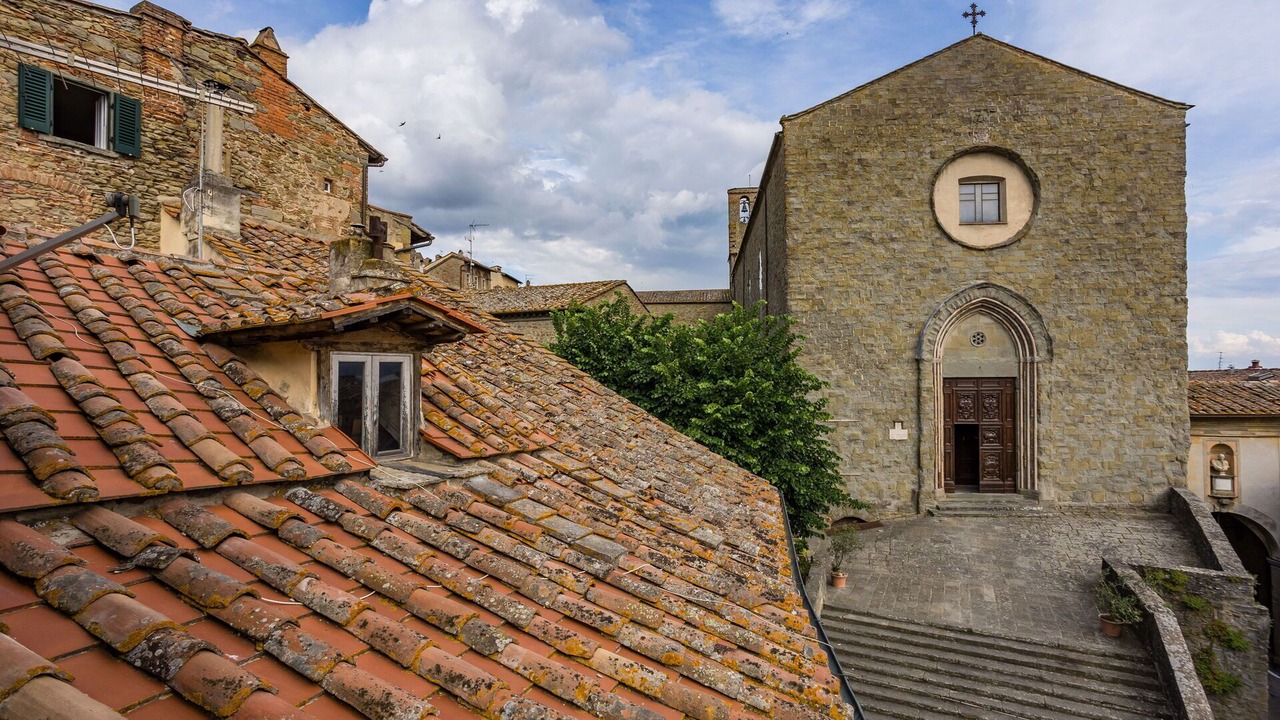 Photo of Others in Cortona Old Town