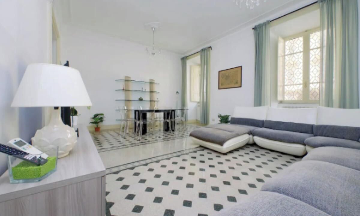 Photo of Livingroom in Vatican