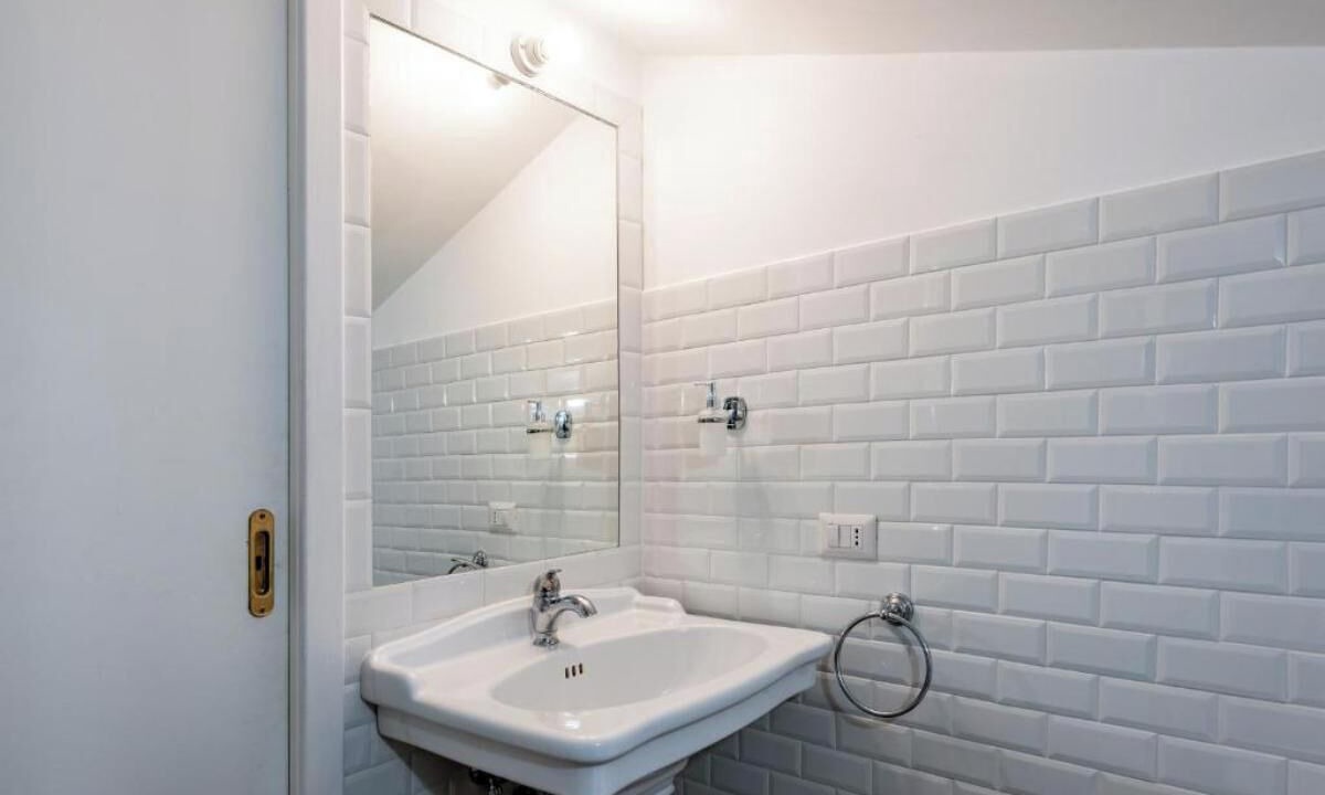 Photo of Bathroom in Rione III Colonna