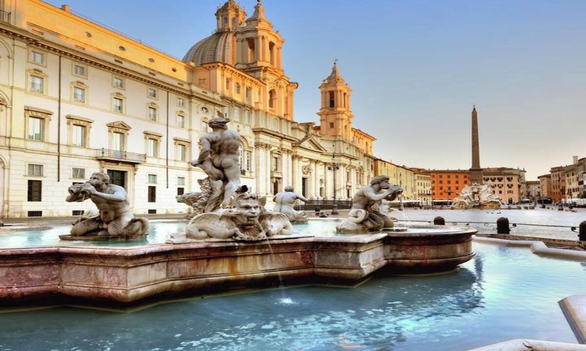 Photo of Others in Navona