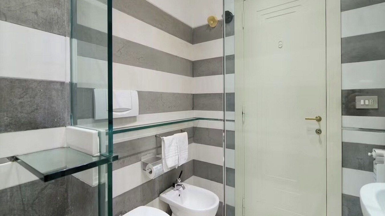 Photo of Bathroom in Monti