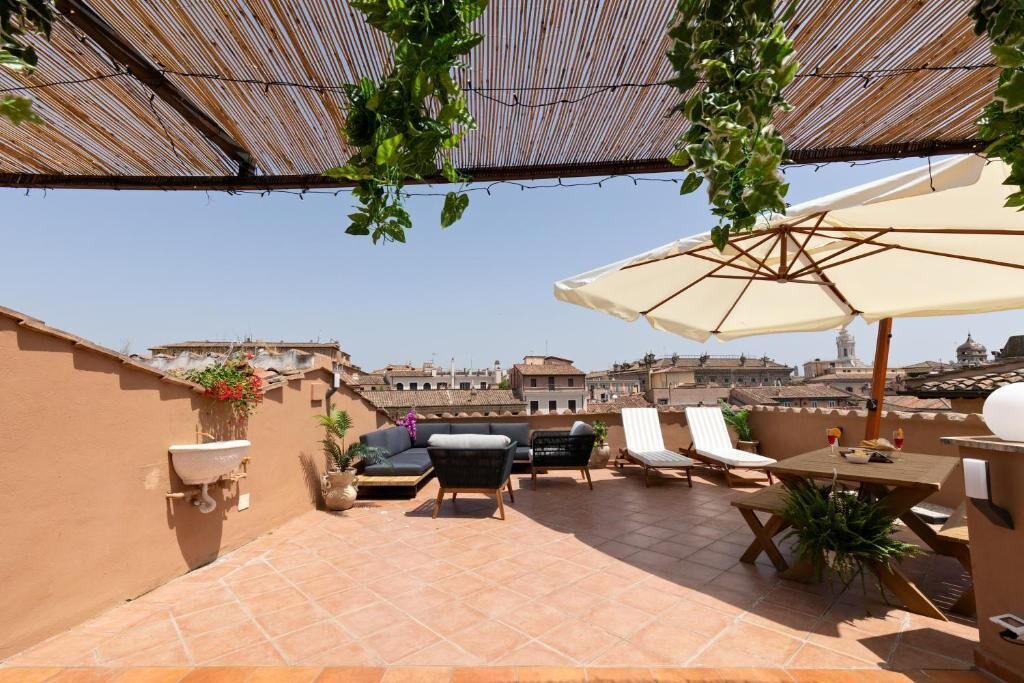 Photo of Outdoor in Rione VI Parione