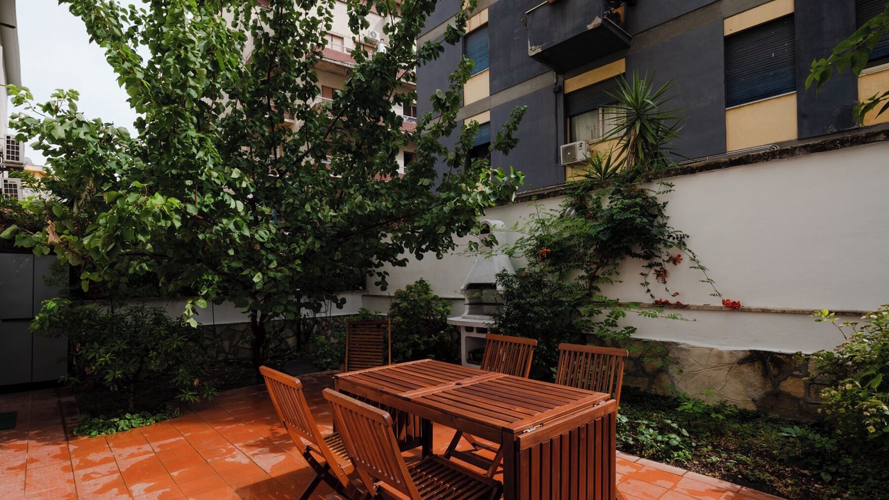 Photo of Outdoor in Universita