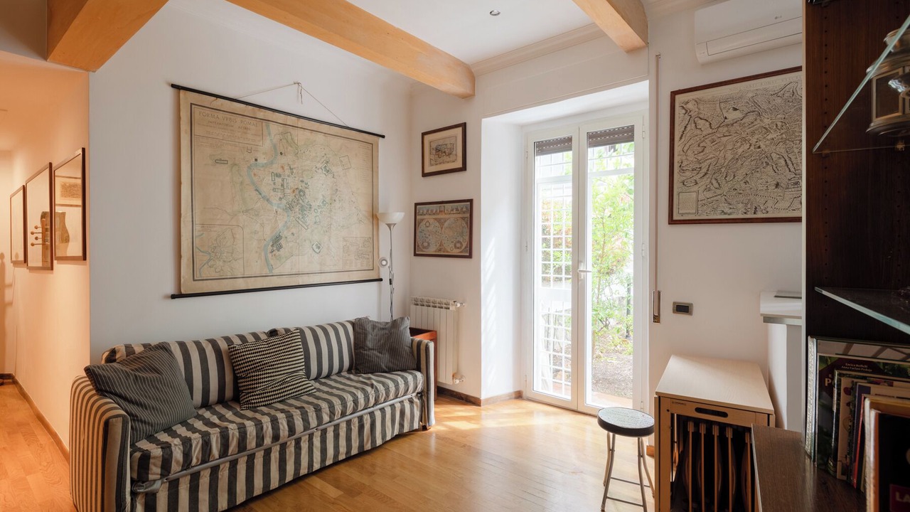 Photo of Livingroom in Universita