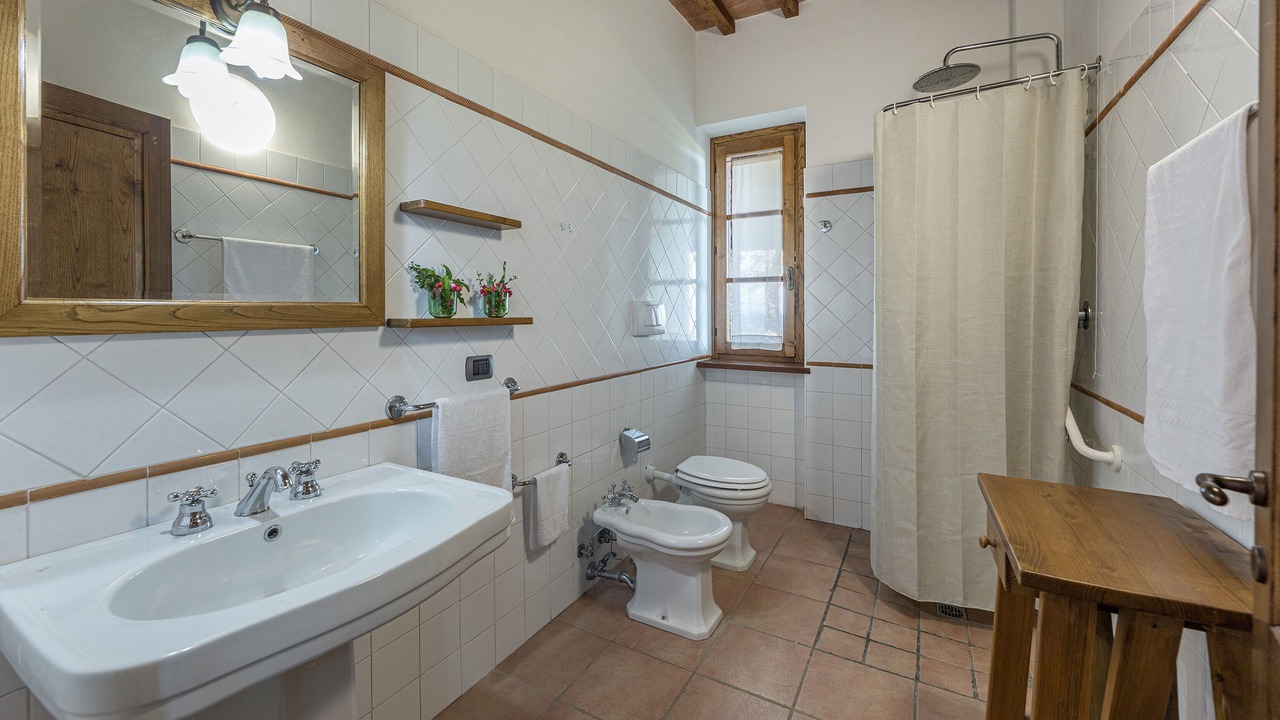 Photo of Bathroom in Valfabbrica