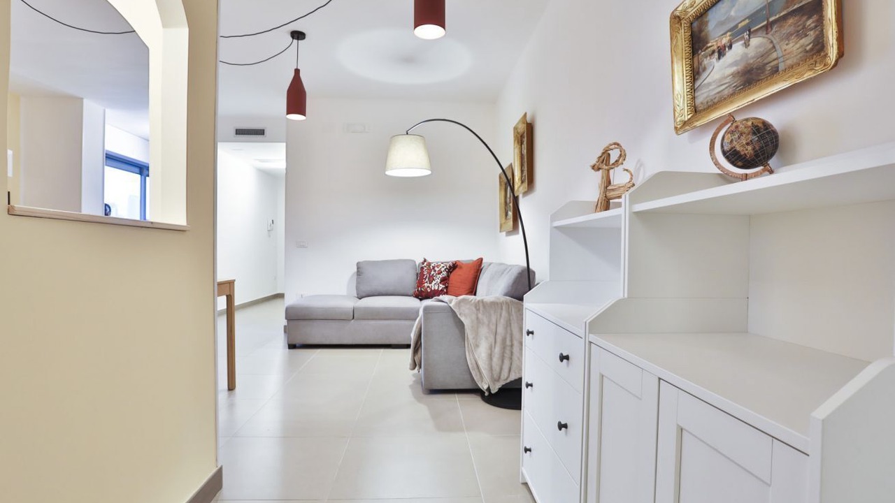Photo of Livingroom in Naples