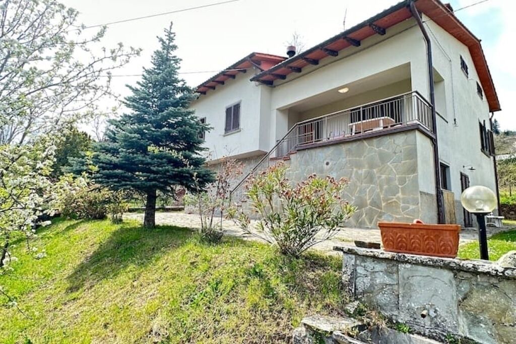Photo of Outdoor in Cetica
