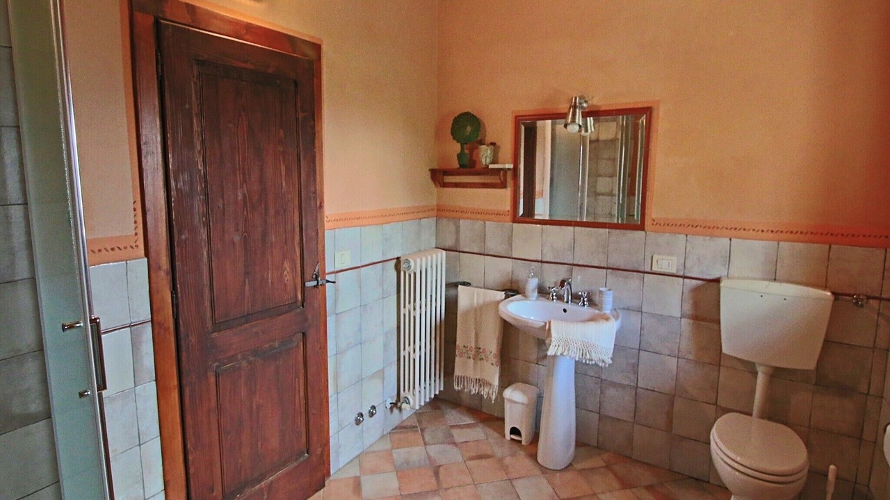 Photo of Bathroom in Apecchio