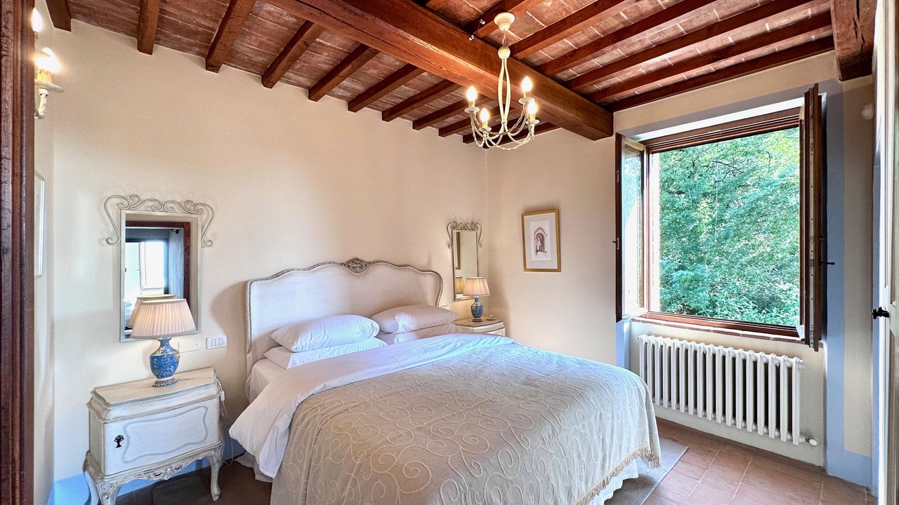 Photo of Bedroom in Todi