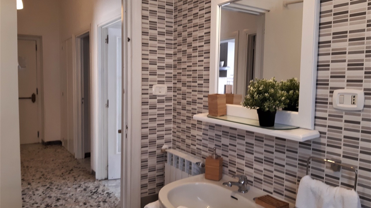 Photo of Bathroom in Scauri