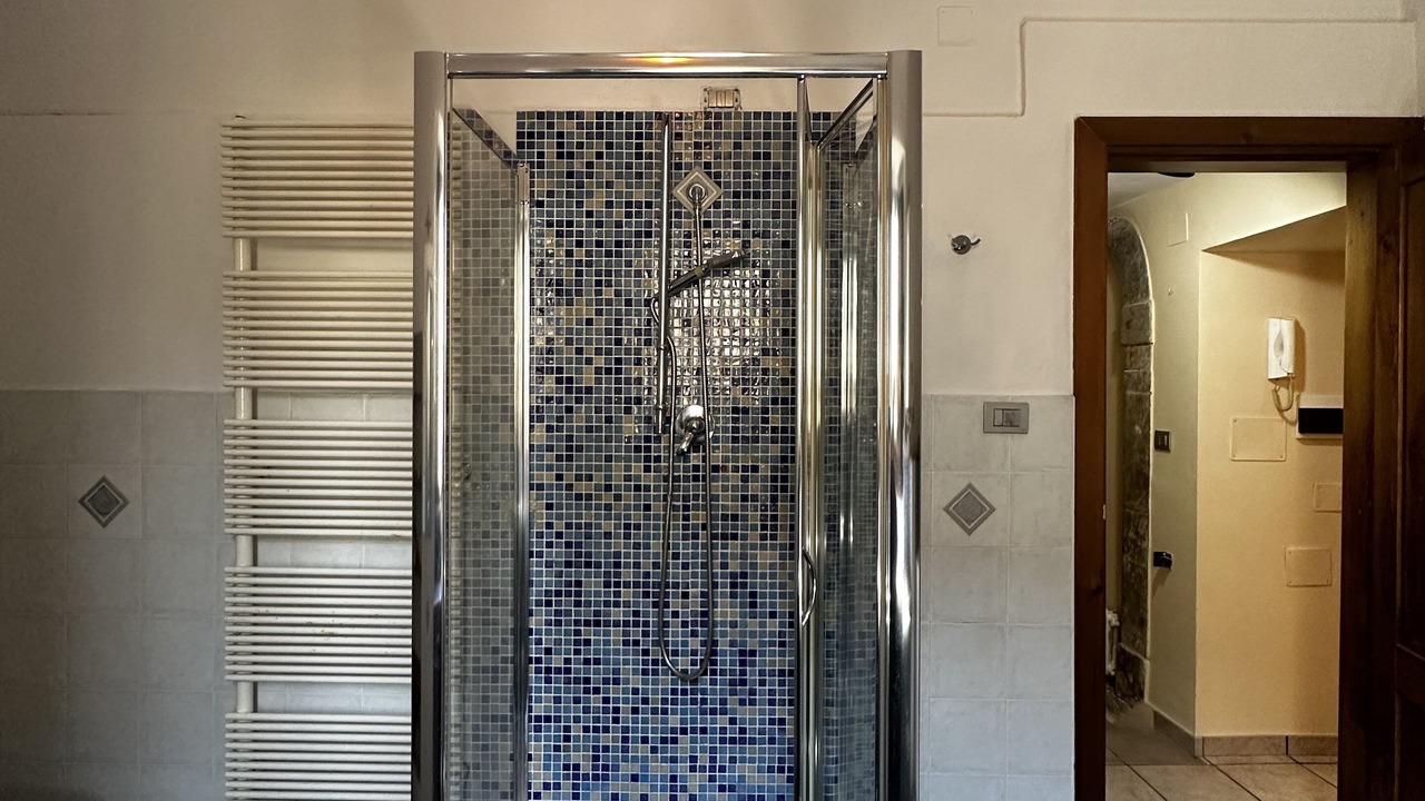 Photo of Bathroom in Raiano