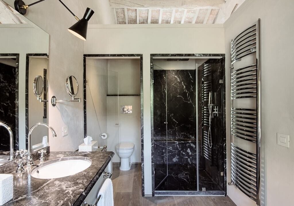 Photo of Bathroom in Montelovesco