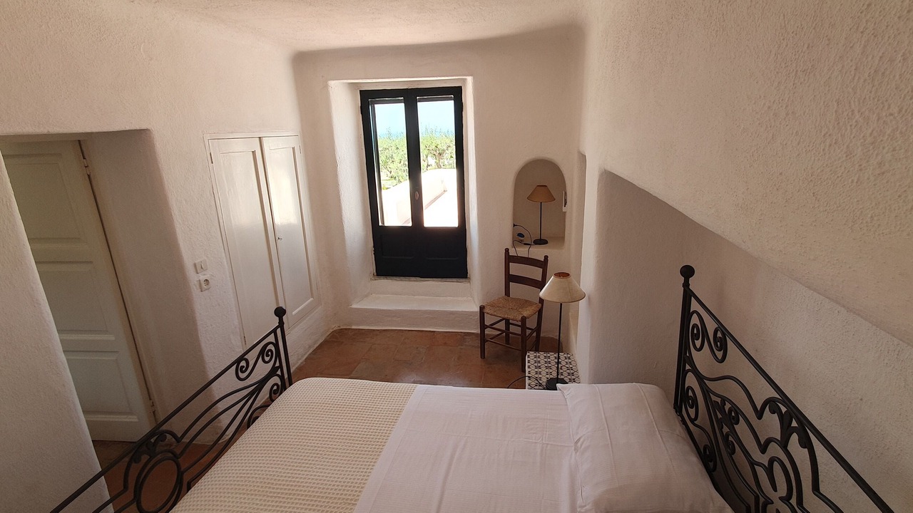 Photo of Bedroom in Forio