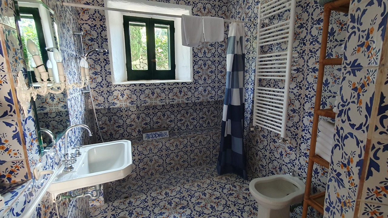 Photo of Bathroom in Forio