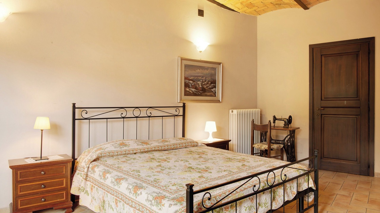 Photo of Bedroom in Costigliole d'Asti