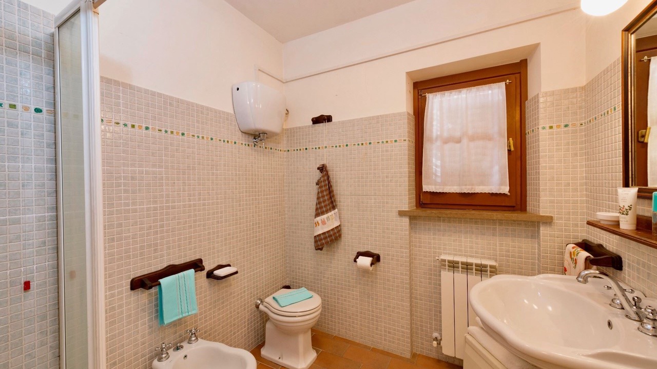 Photo of Bathroom in Popoltaio-Schiacciato