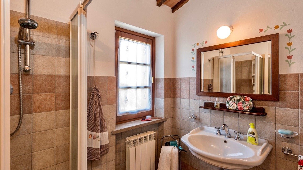 Photo of Bathroom in Popoltaio-Schiacciato