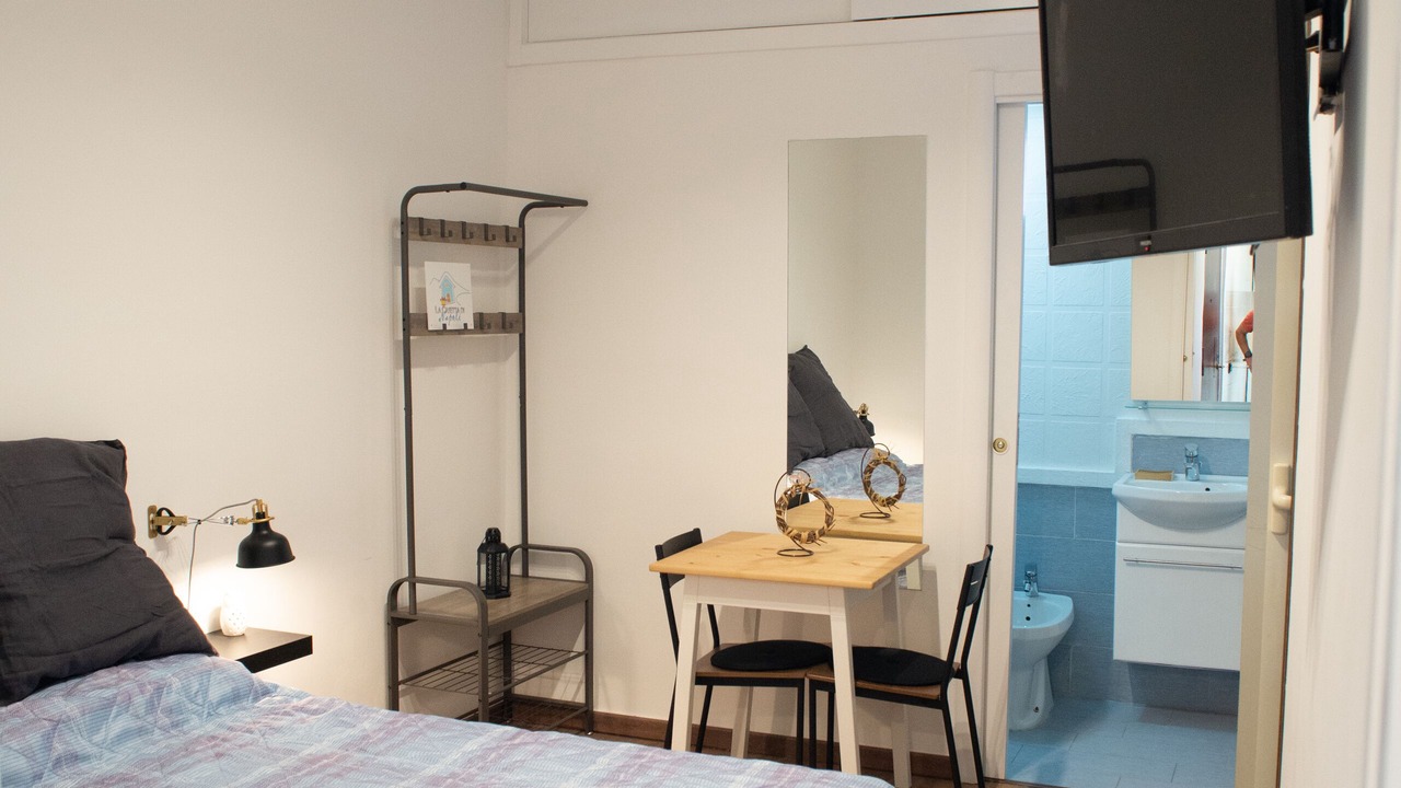 Photo of Bedroom in Molo Beverello