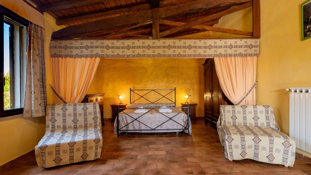 Photo of Bedroom in Pitigliano