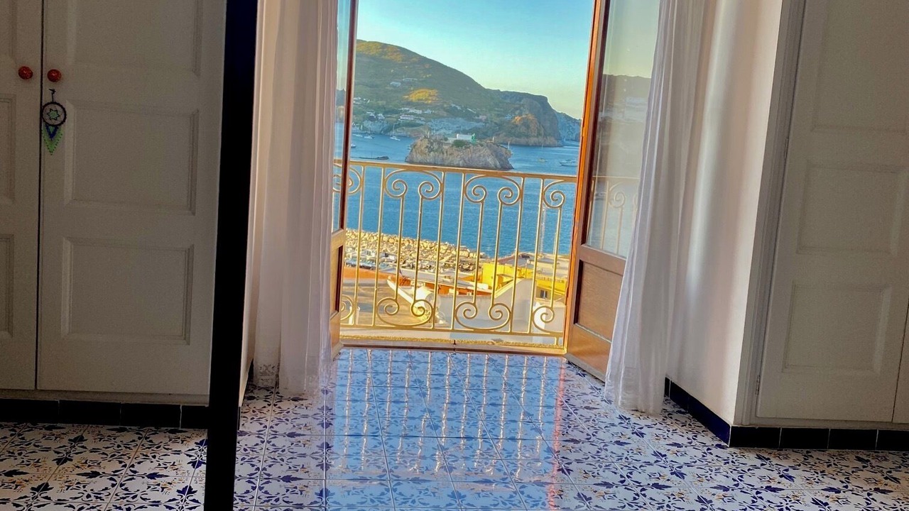 Photo of Bedroom in Ponza