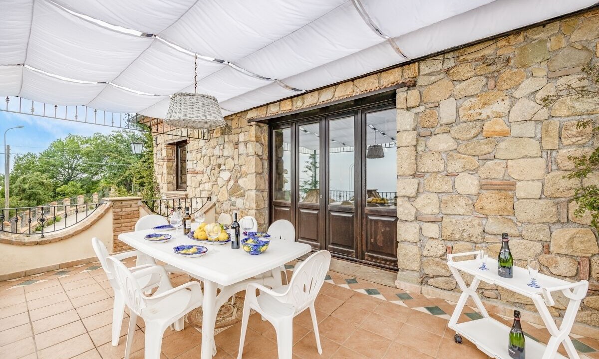 Photo of Outdoor in Pisciotta