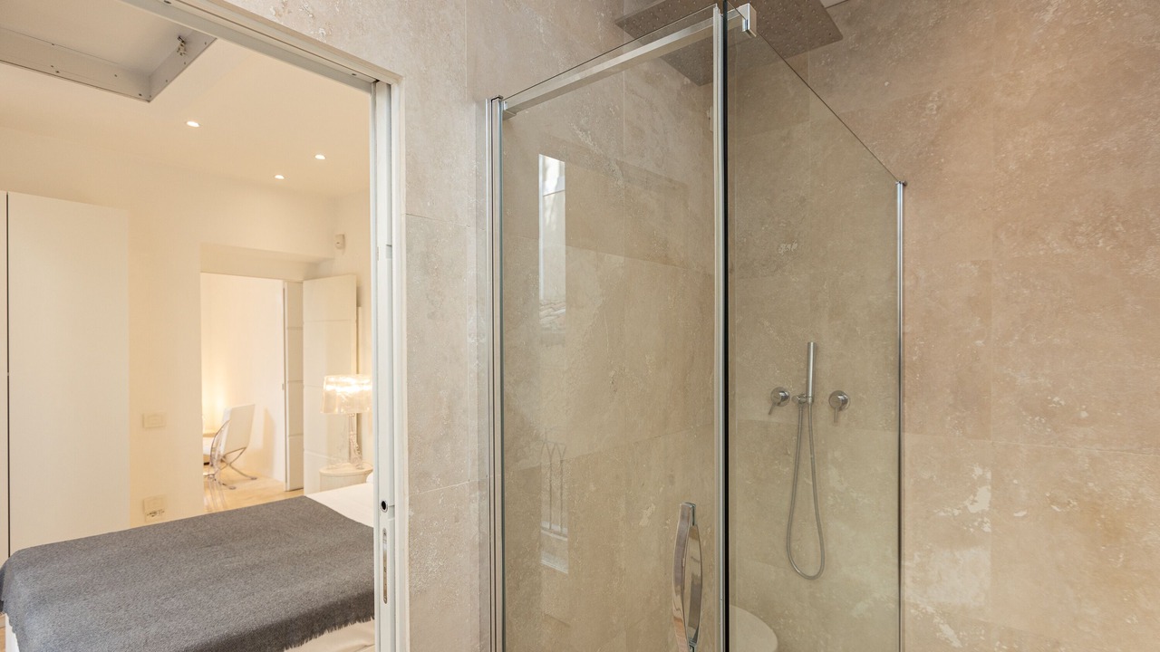 Photo of Bathroom in Rome City Centre